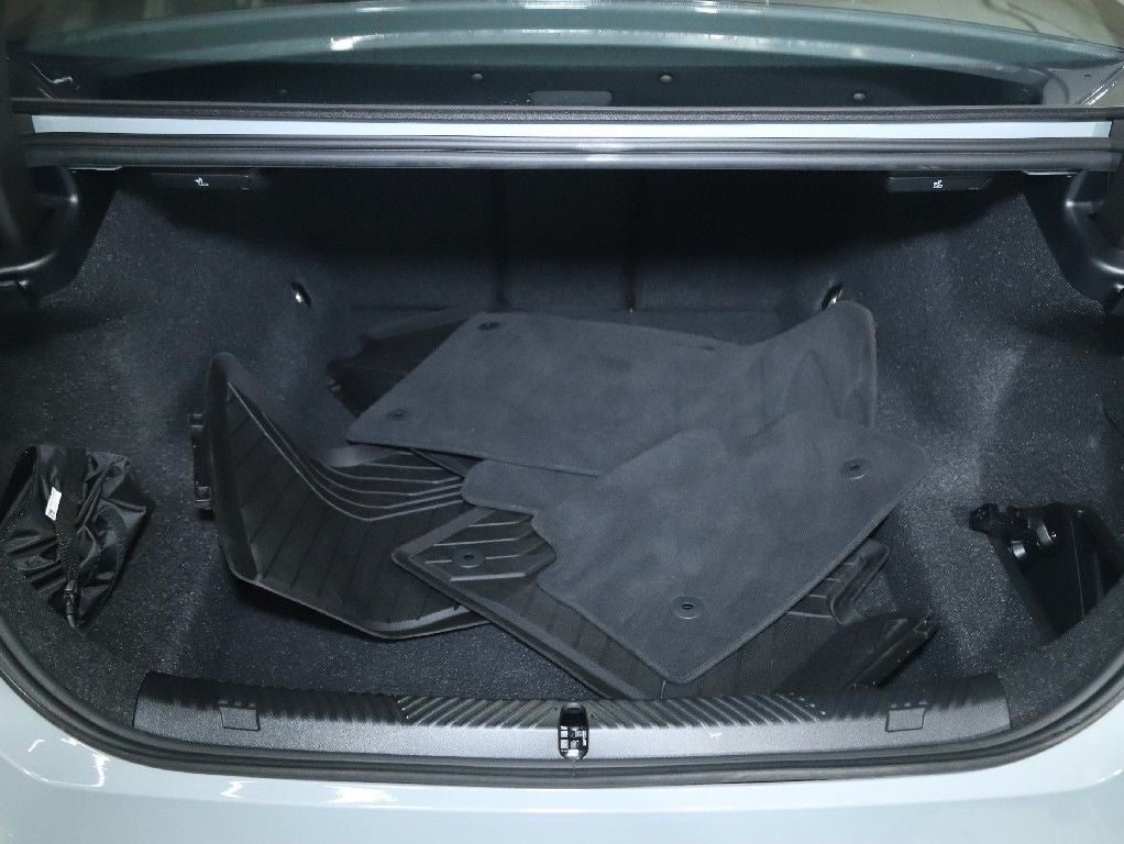 2026 BMW 5 Series 530i xDrive