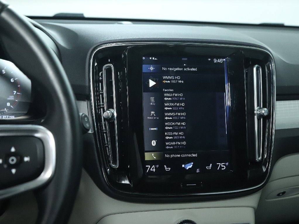 2019 Volvo XC40 Momentum