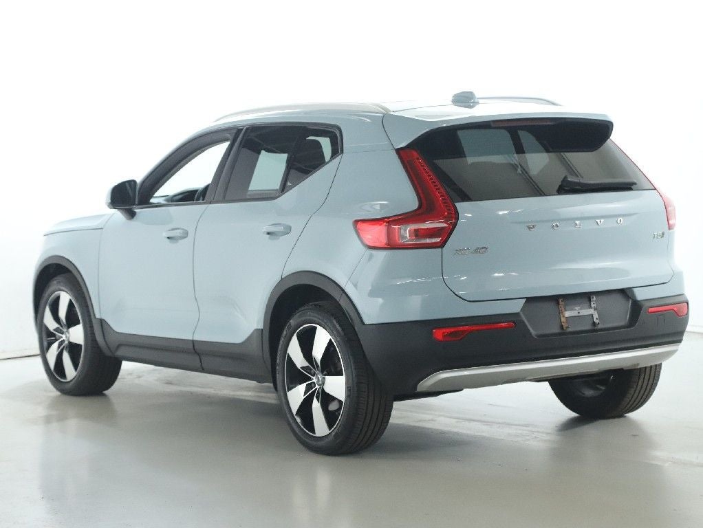 2019 Volvo XC40 Momentum