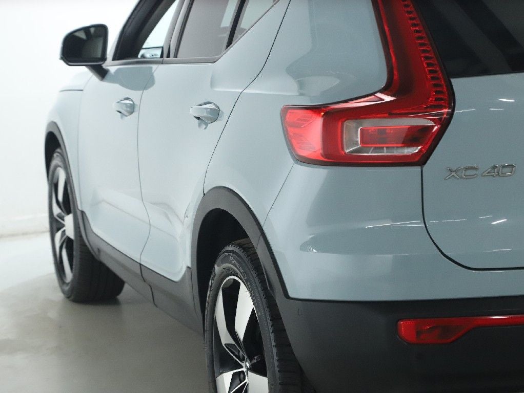 2019 Volvo XC40 Momentum