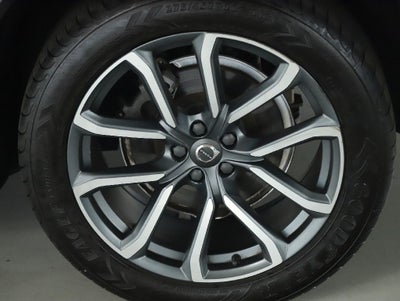 2019 Volvo XC90 T6 Momentum