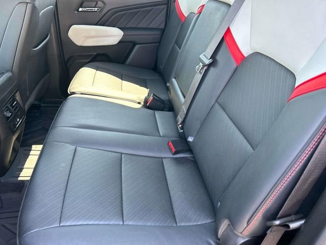 2024 GMC Canyon AT4X