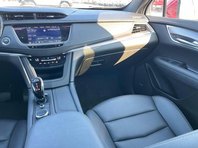 2023 Cadillac XT5 Luxury