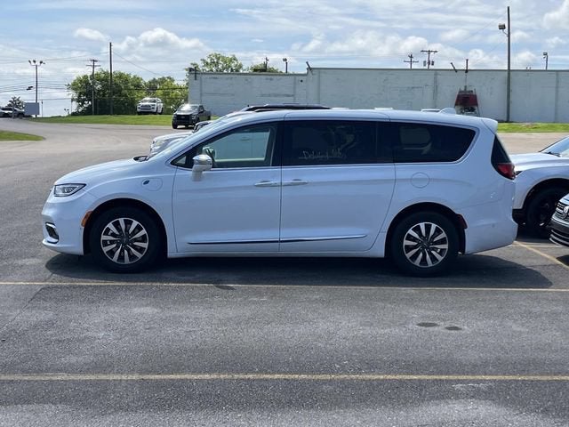 2022 Chrysler Pacifica Hybrid Limited