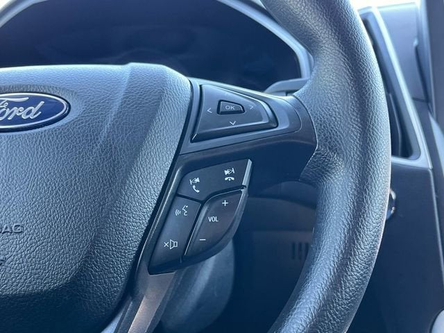 2023 Ford Edge SE