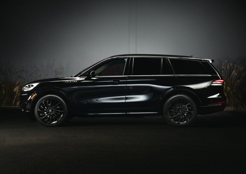 A 2024 Lincoln Aviator® SUV is shown in the Infinite Black exterior color | Nick Mayer Lincoln Westlake in Westlake OH