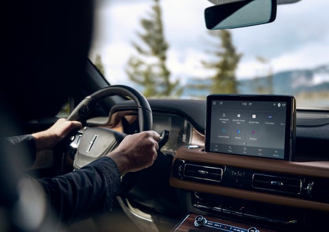 The center touch screen in a 2024 Lincoln Aviator® SUV is shown | Nick Mayer Lincoln Westlake in Westlake OH