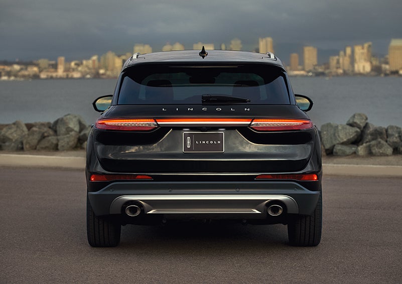 The rear lighting of the 2024 Lincoln Corsair® SUV spans the entire width of the vehicle. | Nick Mayer Lincoln Westlake in Westlake OH