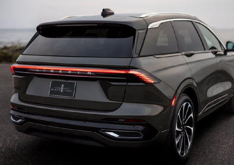 The rear of a 2025 Lincoln Black Label Nautilus® SUV displays full LED rear lighting. | Nick Mayer Lincoln Westlake in Westlake OH