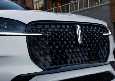 The front grille of a 2026 Lincoln Aviator® SUV is shown. | Nick Mayer Lincoln Westlake in Westlake OH