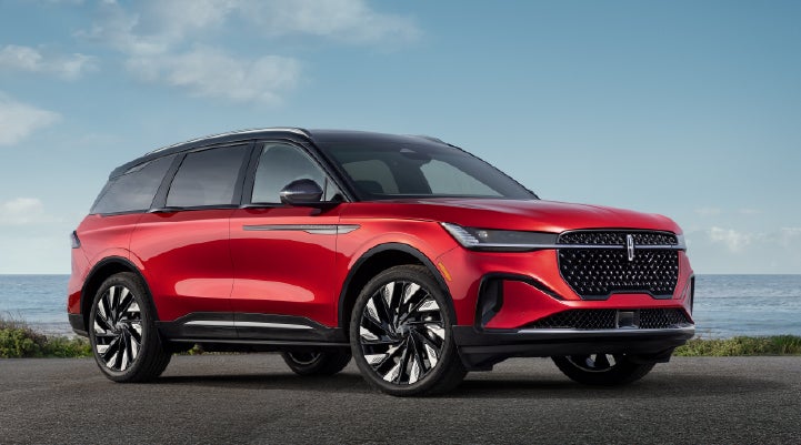 A 2026 Lincoln Nautilus® Reserve model is shown with the stylish available Jet Appearance Package. | Nick Mayer Lincoln Westlake in Westlake OH