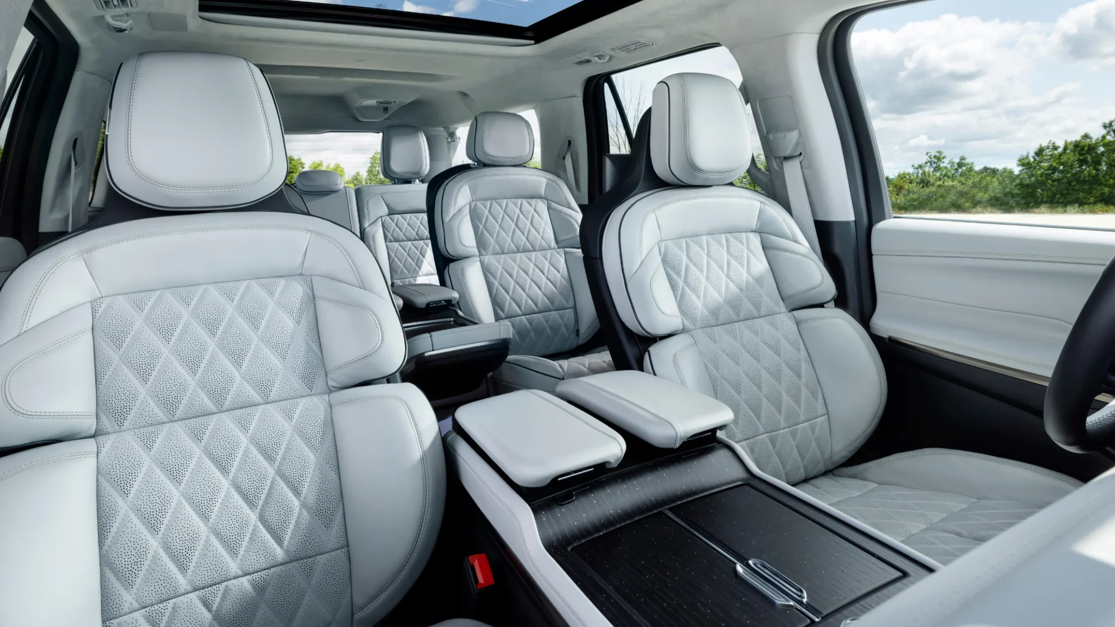 2025 Black Label Navigator® cabin featuring quilted leather seats, panoramic roof, and spacious layout.